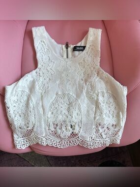 Lulu's White Lace Crochet Crop Top